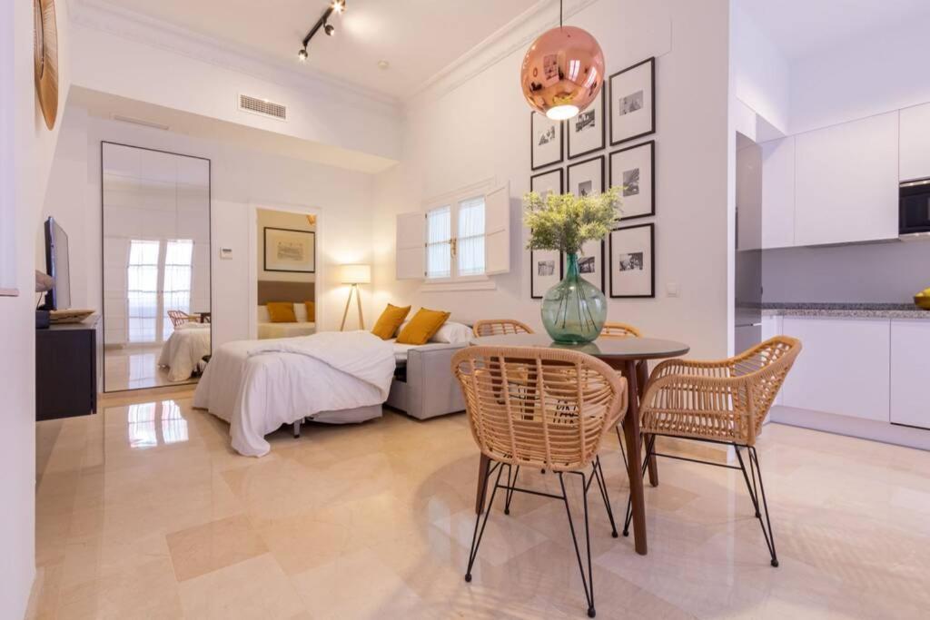 Mumu Luxury Suite Lirio Sevilla Eksteriør billede