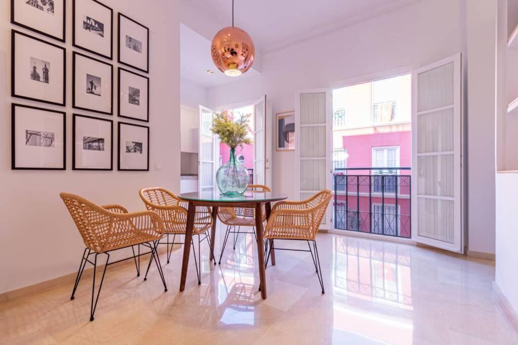Mumu Luxury Suite Lirio Sevilla Eksteriør billede