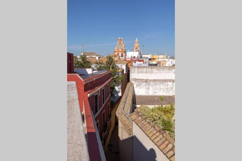 Mumu Luxury Suite Lirio Sevilla Eksteriør billede