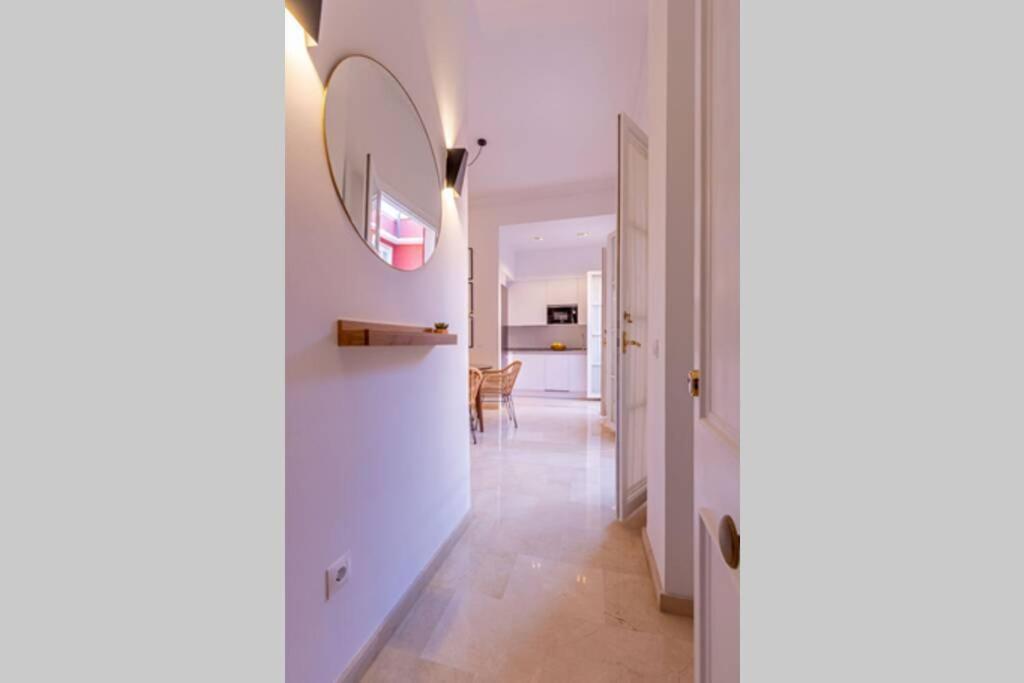 Mumu Luxury Suite Lirio Sevilla Eksteriør billede