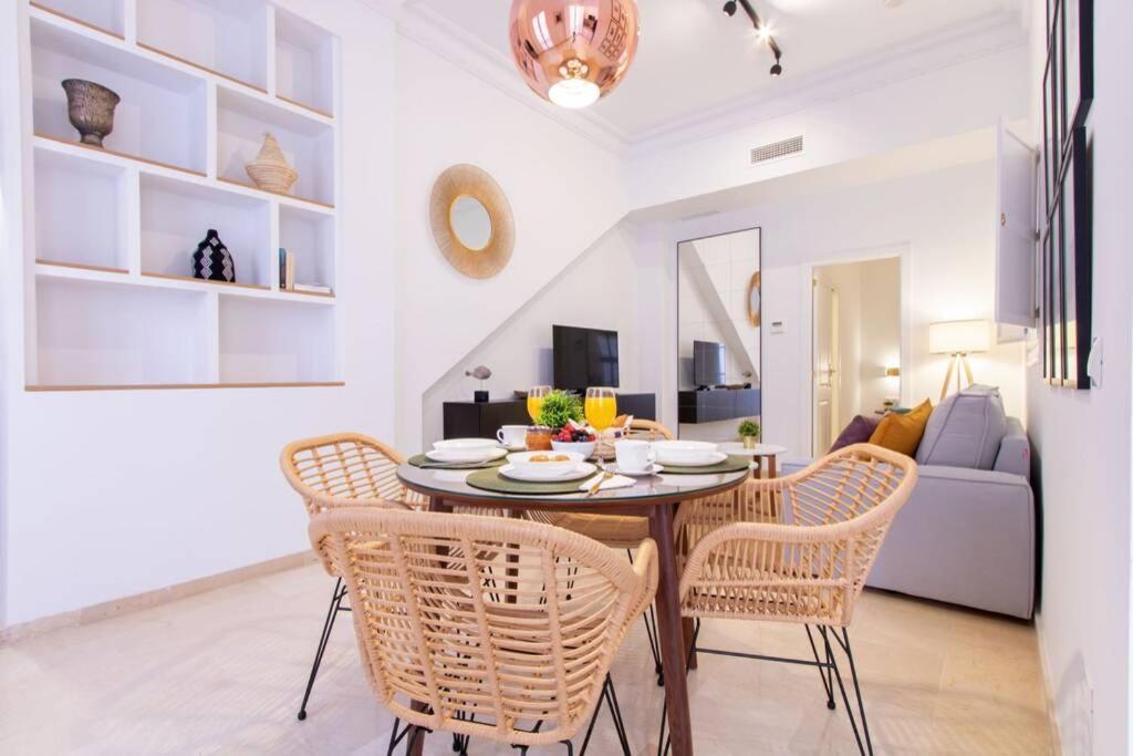 Mumu Luxury Suite Lirio Sevilla Eksteriør billede