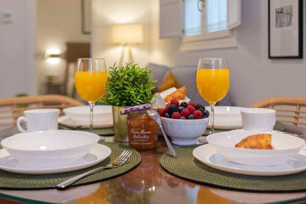 Mumu Luxury Suite Lirio Sevilla Eksteriør billede